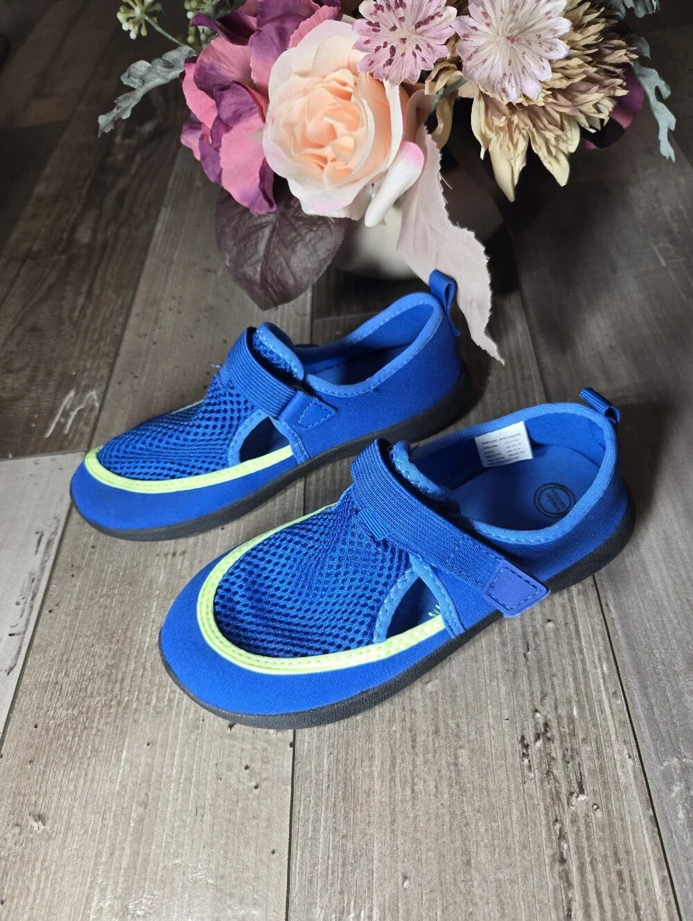 Wonder Nation Toddler Boys 11/12 Electric Blue Water Shoes